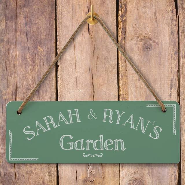 Hanging Garden Sign - Keep Things Personal