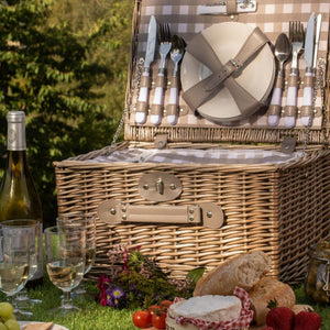 
                  
                    Wicker Picnic Basket for 4 - Keep Things Personal
                  
                